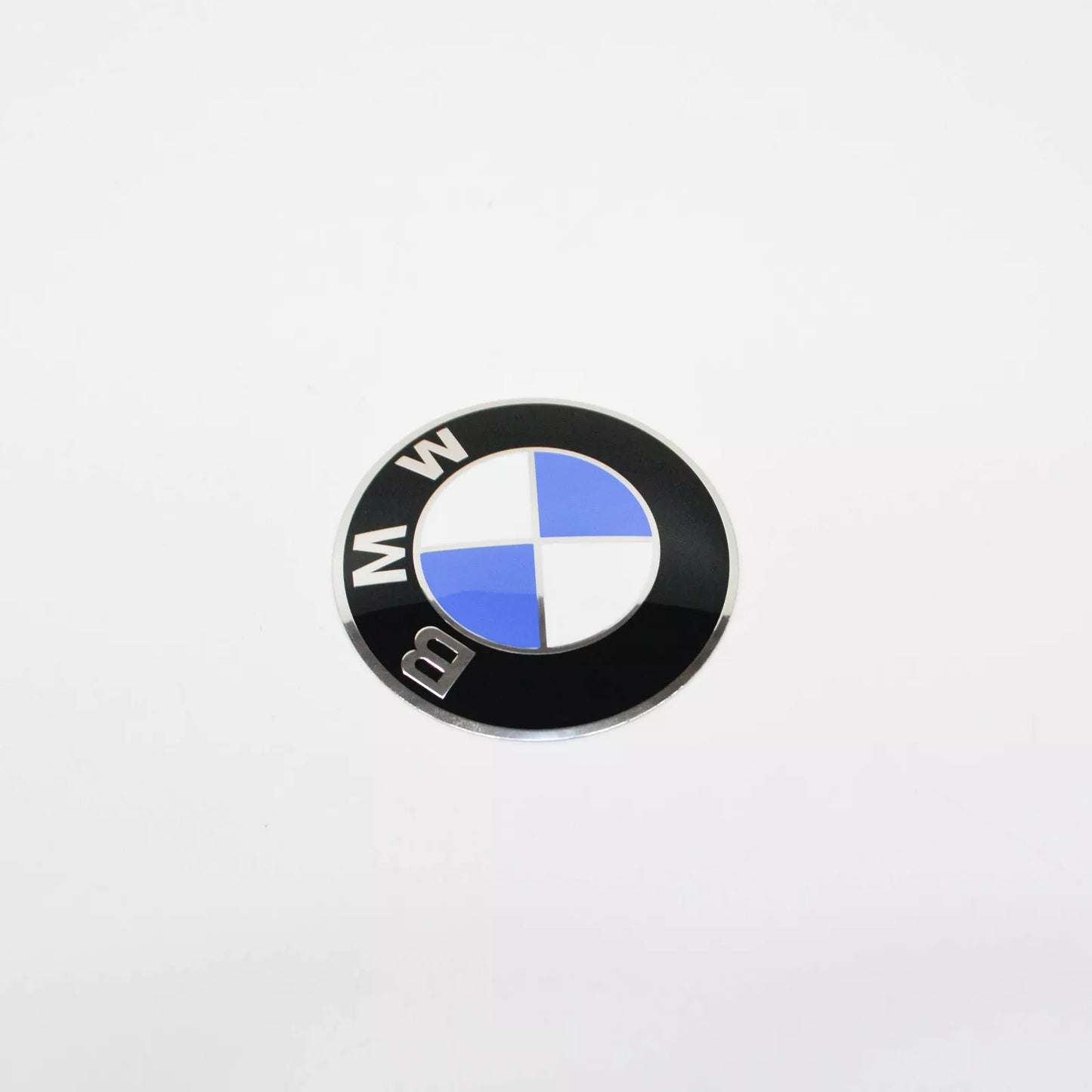 NEW BMW E46 SEDAN WAGON ENGINE COVER BMW EMBLEM BADGE 82MM 7785999 13717785999