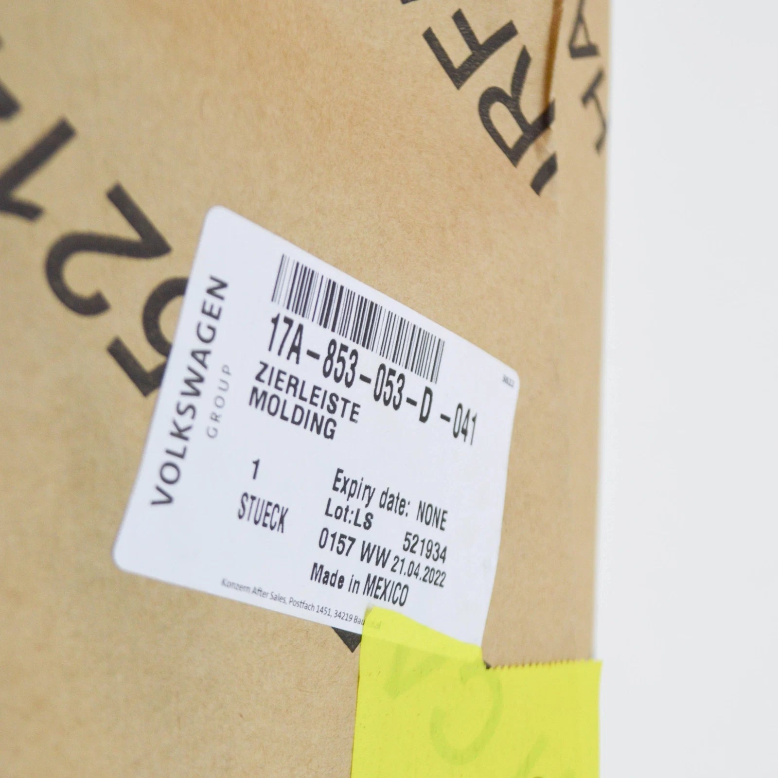 NEW VOLKSWAGEN JETTA A7 FRONT BUMPER CENTER TRIM 17A853053D041 ORIGINAL