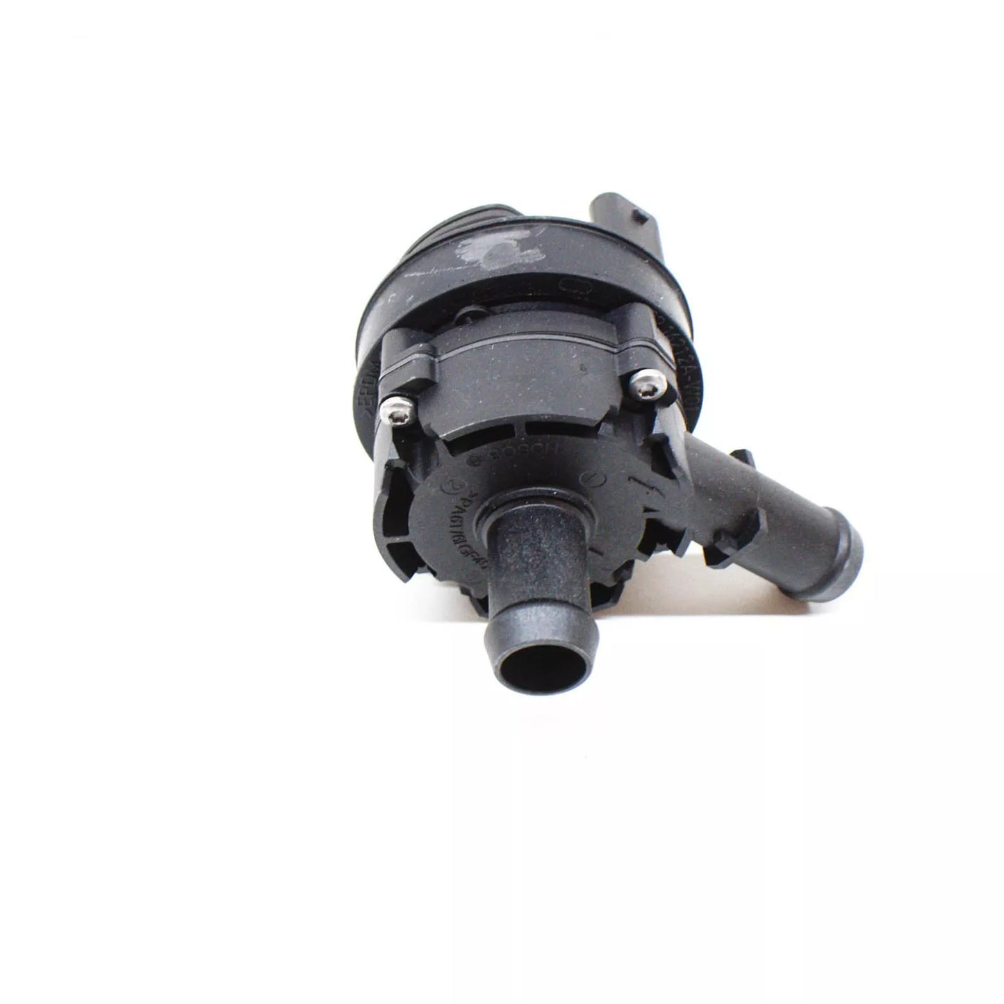 NEW MERCEDES-BENZ GLA X156 LOW TEMPERATURE COOLANT PUMP A0005000686 ORIGINAL