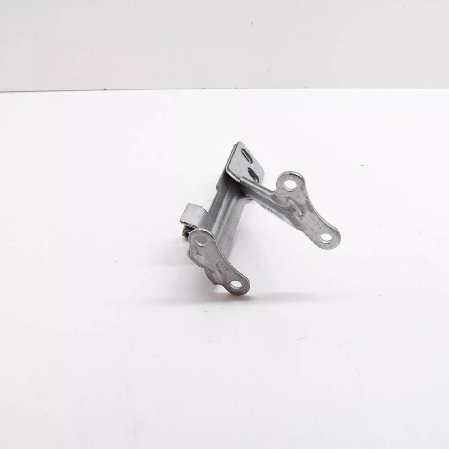 NEW MERCEDES-BENZ SPRINTER 907 EXHAUST SYSTEM HOLDER A9074923500 ORIGINAL