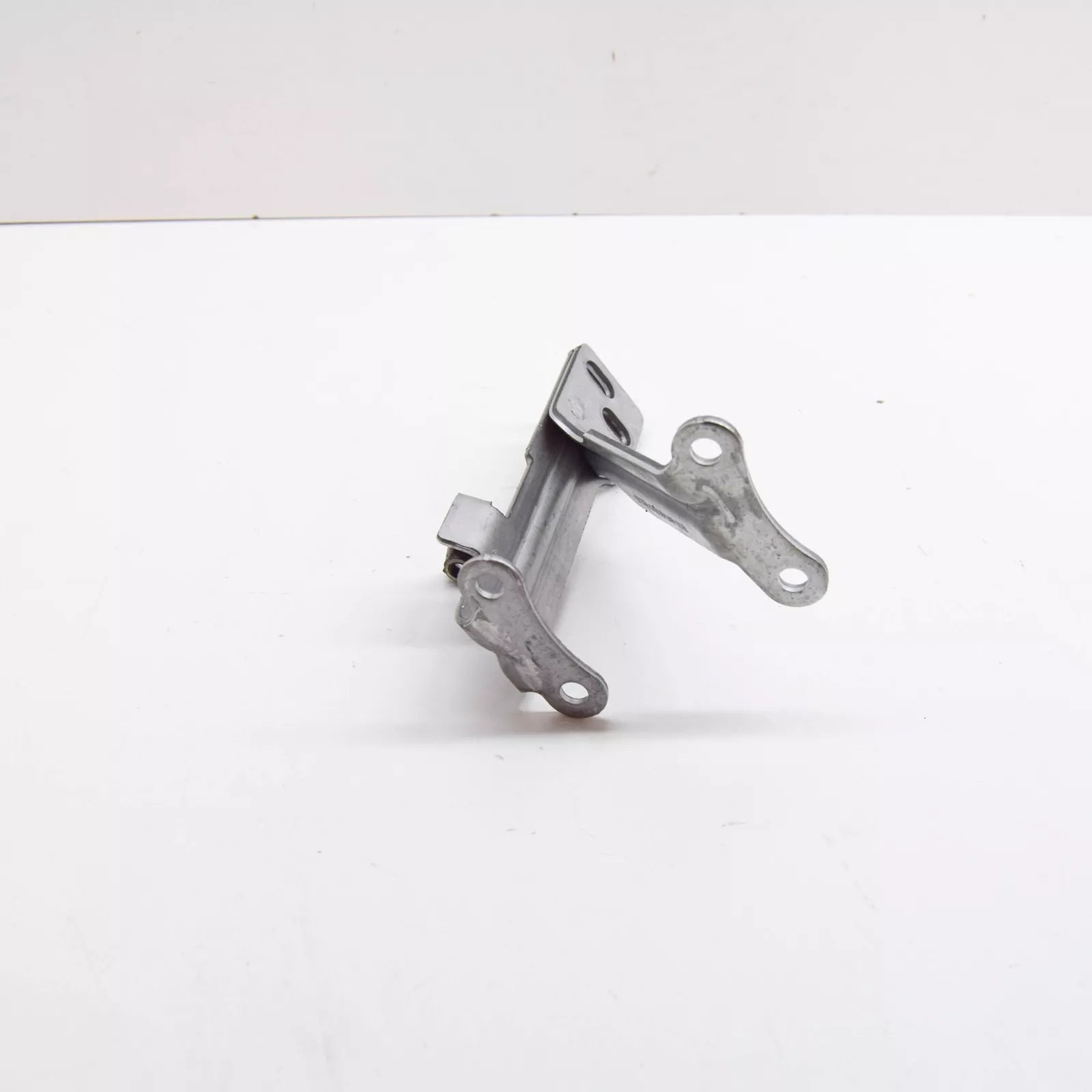 NEW MERCEDES-BENZ SPRINTER 907 EXHAUST SYSTEM HOLDER A9074923500 ORIGINAL