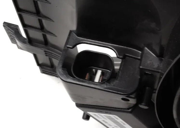 NEW MERCEDES-BENZ CLK C209 RADIATOR BLOWER A2035001093 ORIGINAL