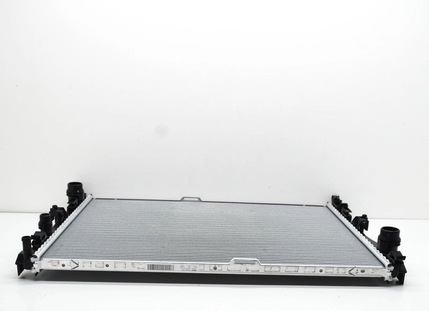 NEW MERCEDES-BENZ C W205 ENGINE COOLANT RADIATOR A0995002203 ORIGINAL