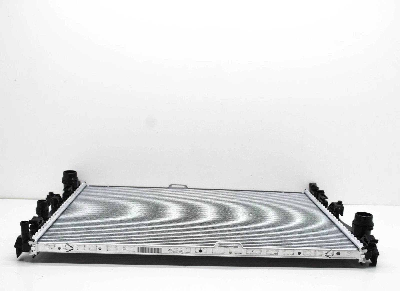 NEW MERCEDES-BENZ C W205 ENGINE COOLANT RADIATOR A0995002203 ORIGINAL