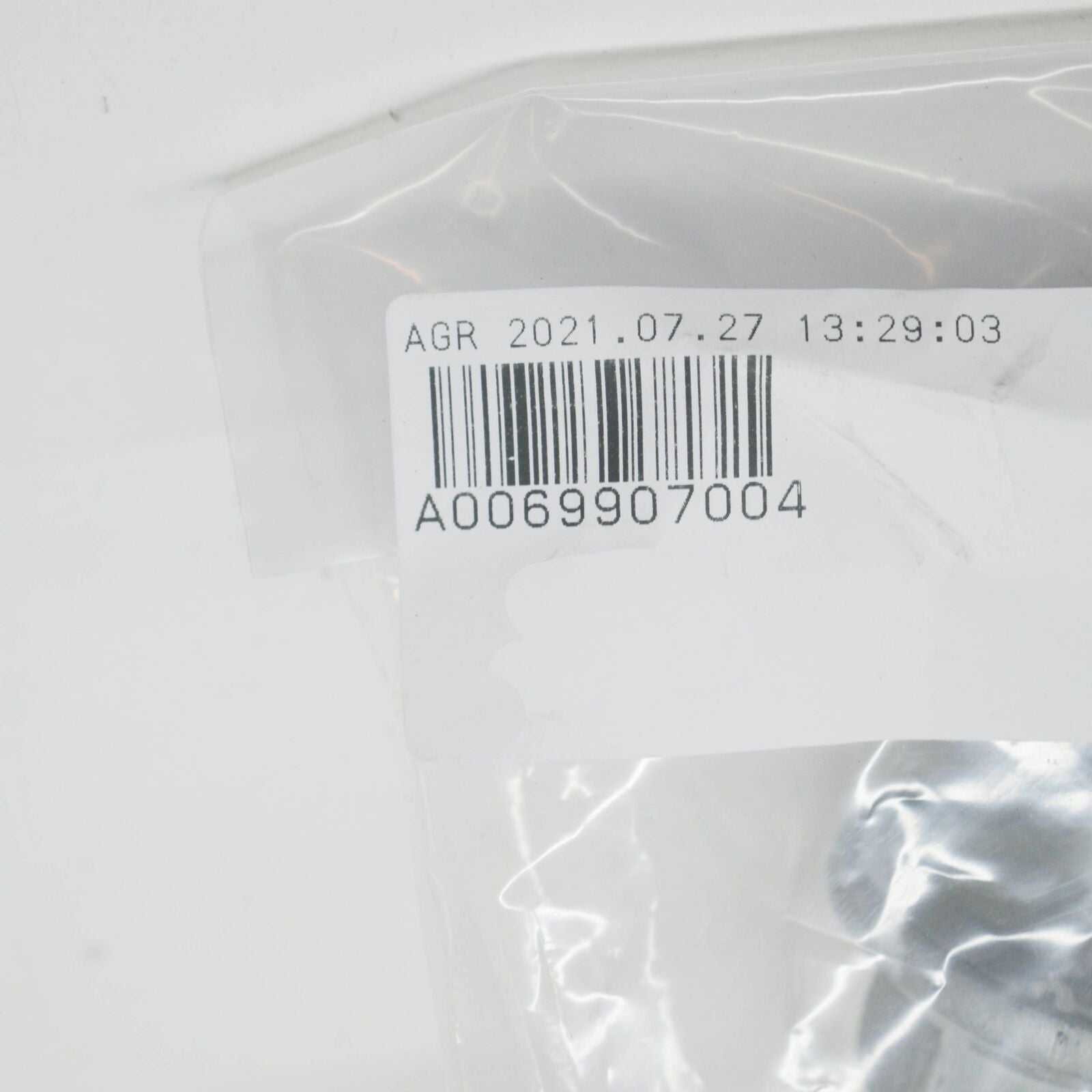 NEW MERCEDES-BENZ S W221 ENGINE CRANKSHAFT BOLT A0069907004 ORIGINAL