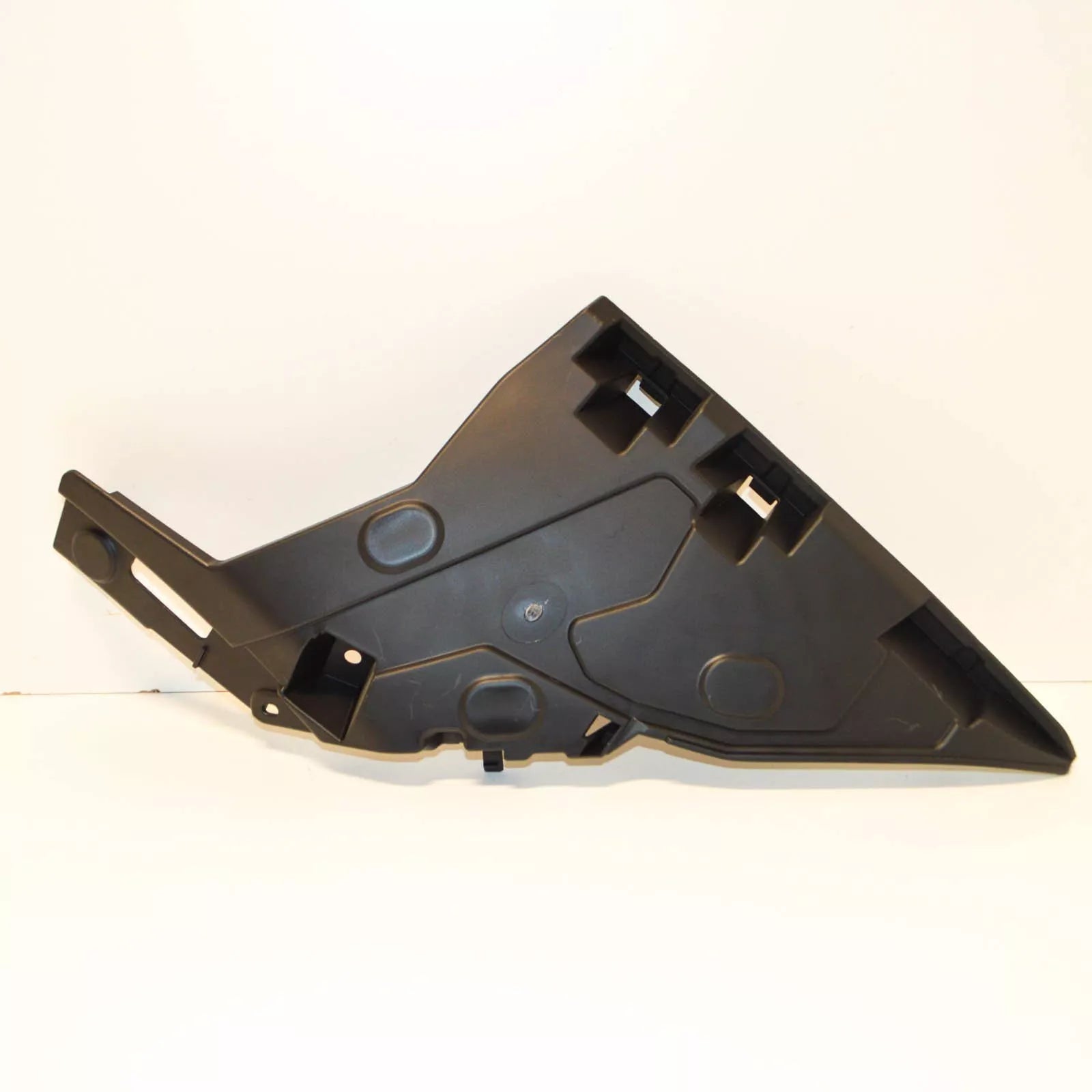 NEW BMW X6 F16 FRONT RIGHT FENDER BRACKET 51657337632 7337632 2015 ORIGINAL