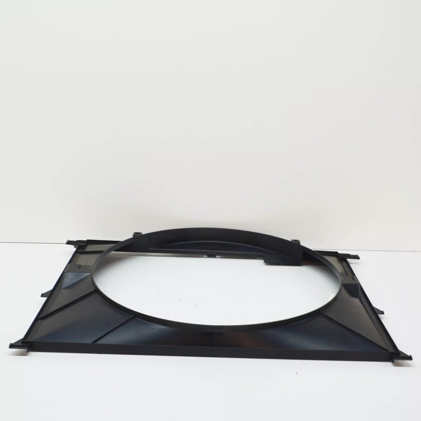 NEW BMW E36 Z3 CABRIO COUPE ROADSTER RADIATOR FAN SHROUD 2227684 17112227684