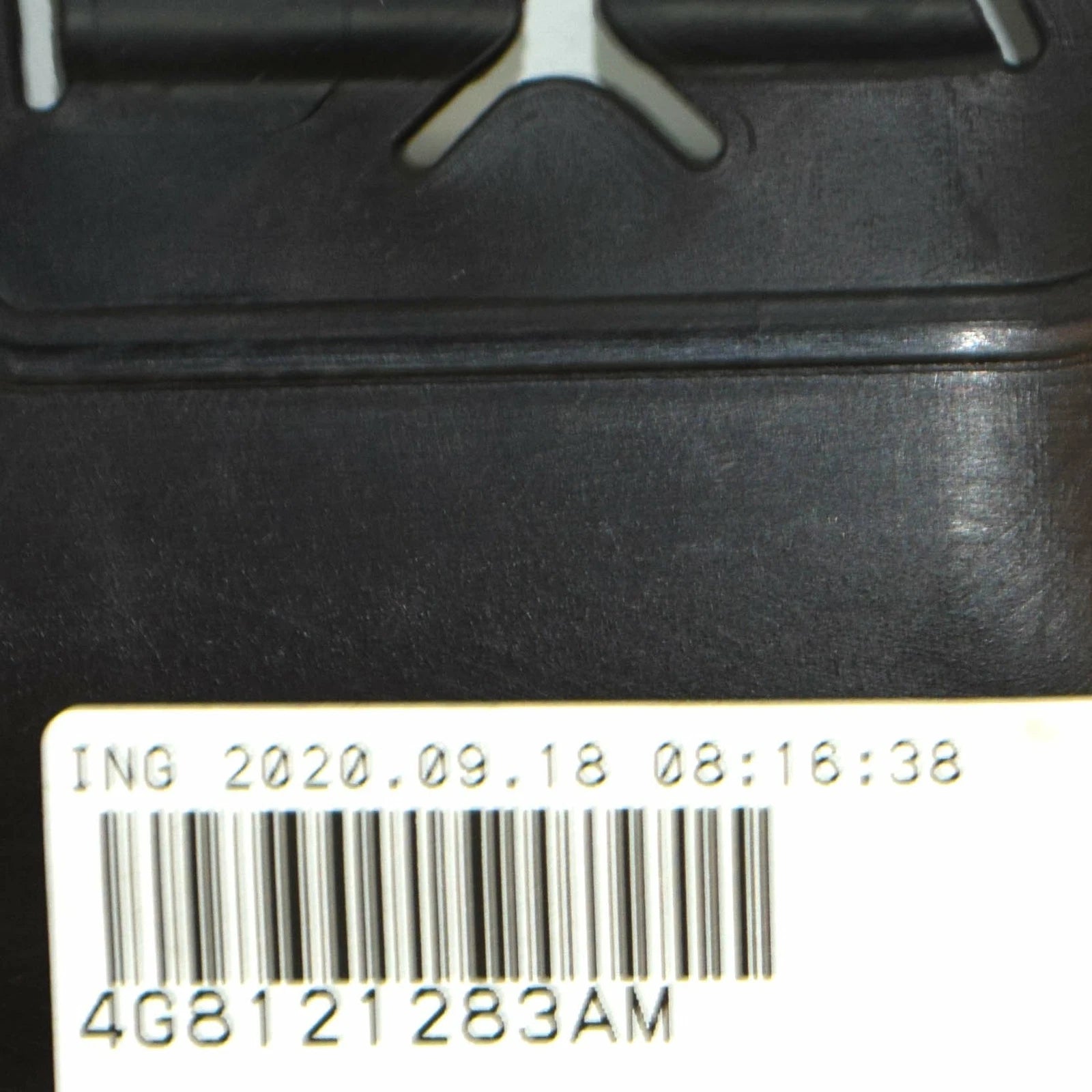 NEW AUDI A7 SPORTBACK 4G8 FRONT LEFT RADIATOR AIR GUIDE 4G8121283AM