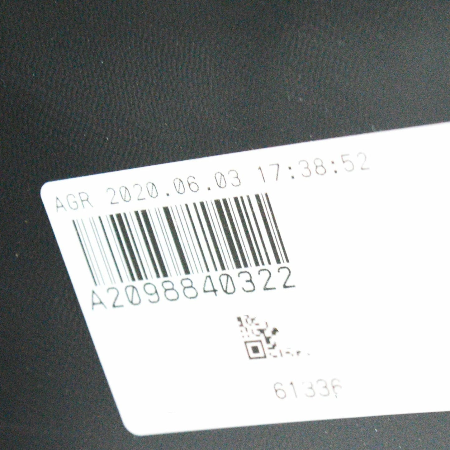 NEW MERCEDES-BENZ CLK C209 FRONT LEFT INNER FENDER FRONT PART A2098840322