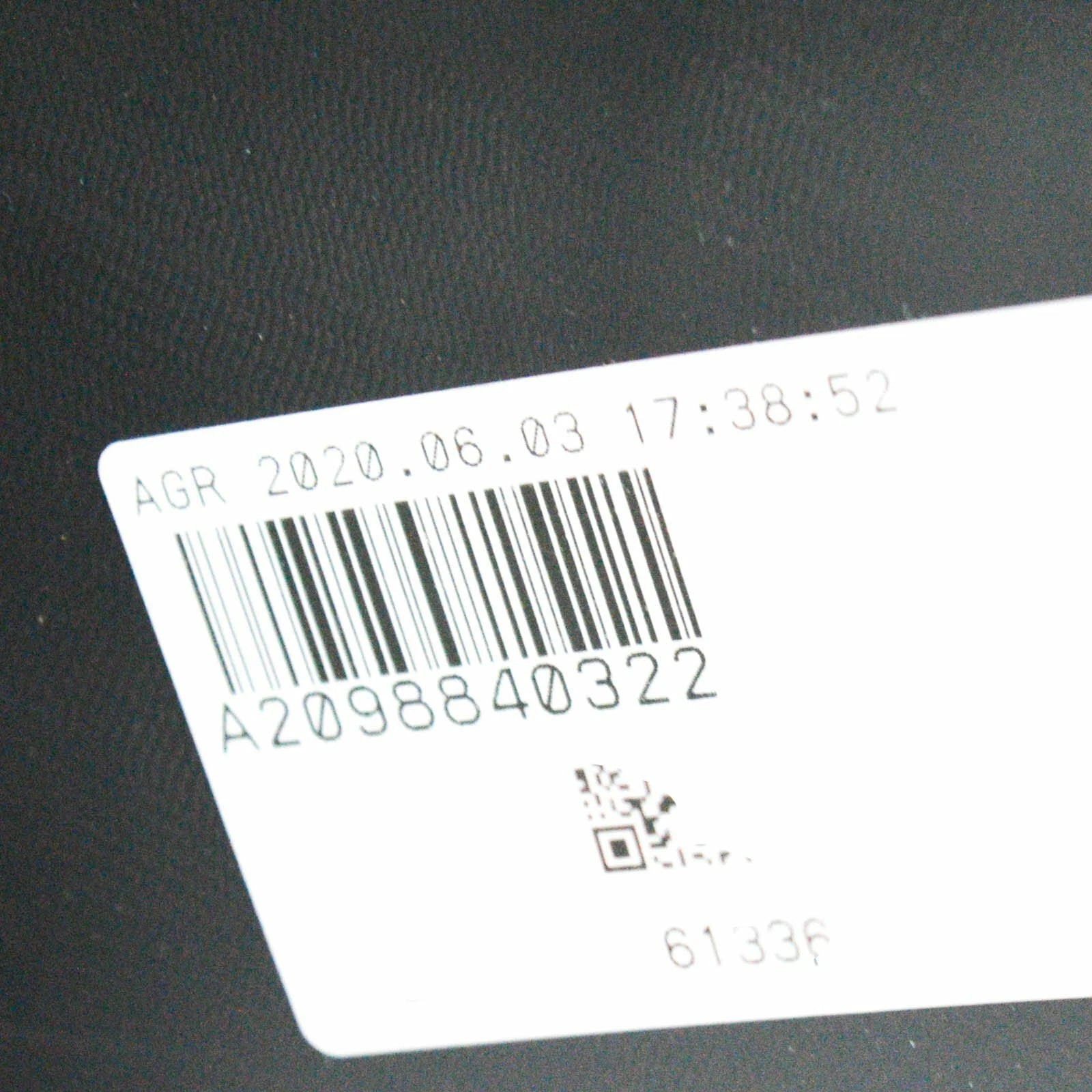 NEW MERCEDES-BENZ CLK C209 FRONT LEFT INNER FENDER FRONT PART A2098840322