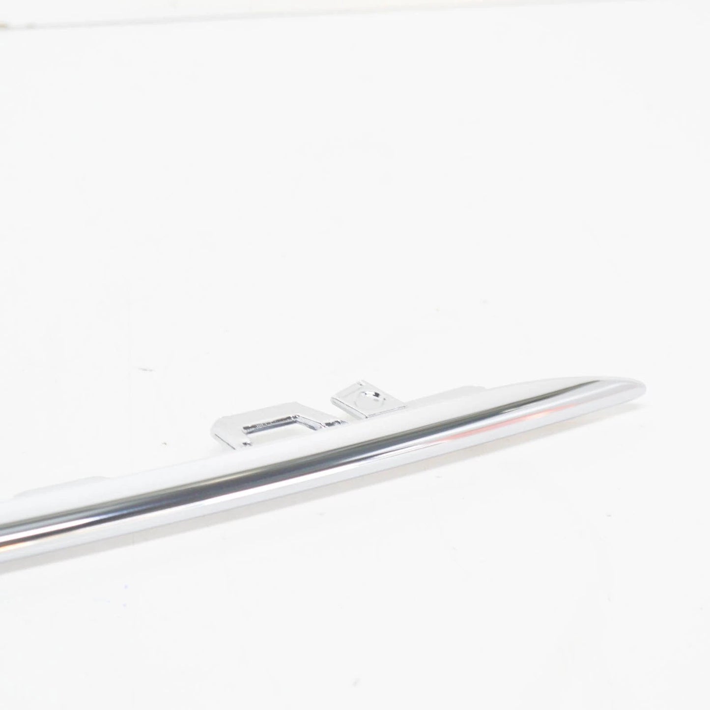 NEW MERCEDES-BENZ S-CLASS W222 FRONT BUMPER LEFT TOP TRIM A2228853601 ORIGINAL