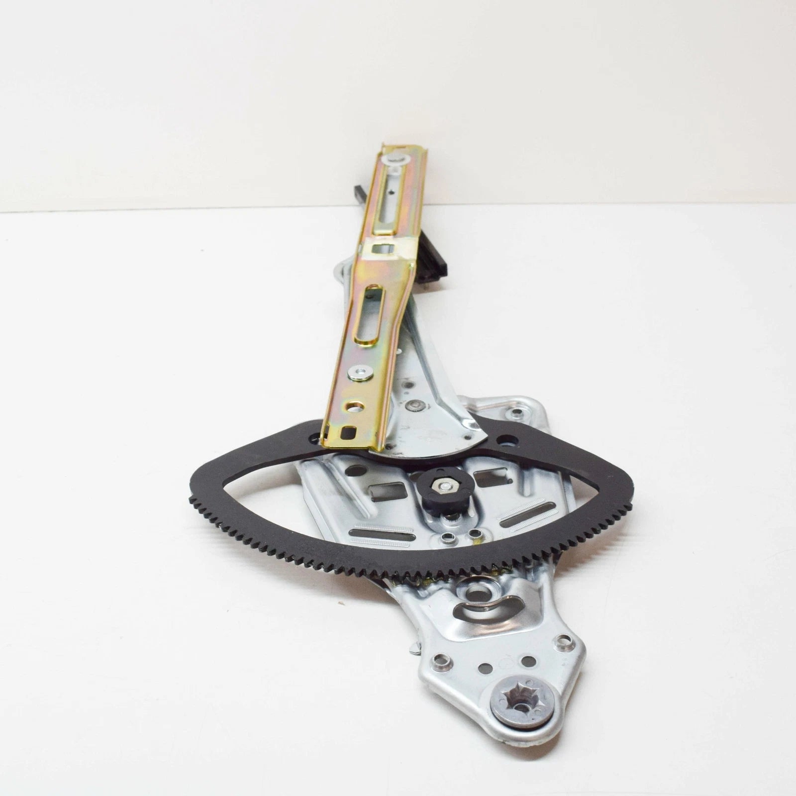 NEW MERCEDES-BENZ E W124 FRONT RIGHT DOOR WINDOW REGULATOR A1247203046 ORIGINAL