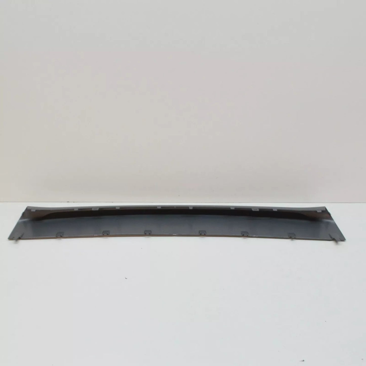 NEW BMW X1 F48 FRONT BUMPER LOWER GRILLE TRIM 51117425977 7425977 2015 ORIGINAL