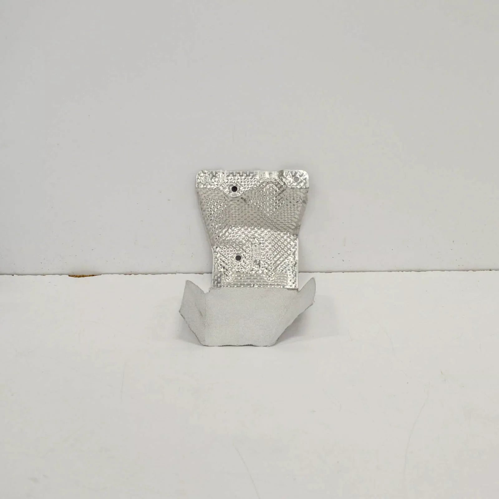 NEW AUDI A4 B8 RIGHT ENGINE BRACKET COVER 8K0199388BE ORIGINAL