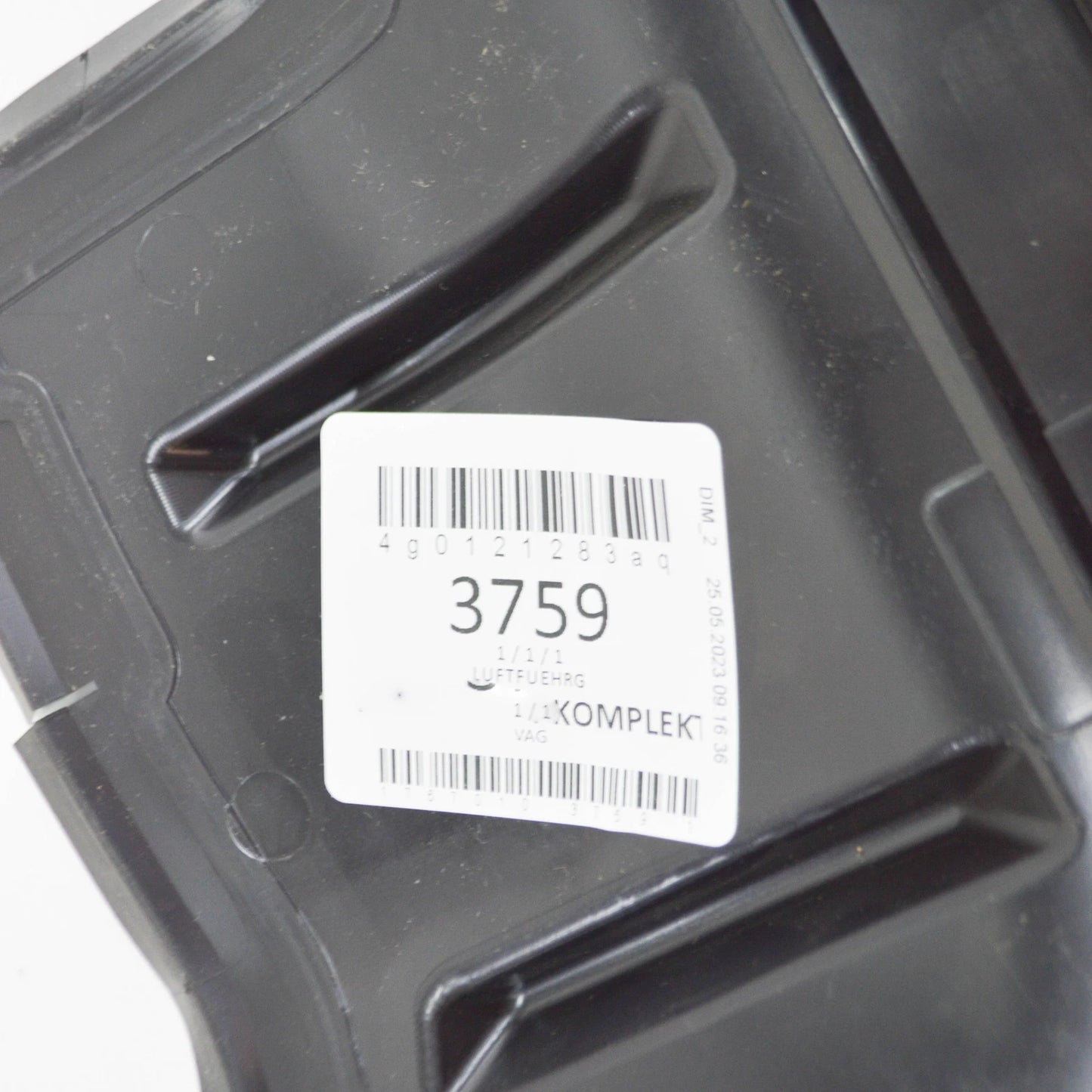 NEW AUDI A6 C7 LEFT RADIATOR AIR GUIDE 4G0121283AQ ORIGINAL