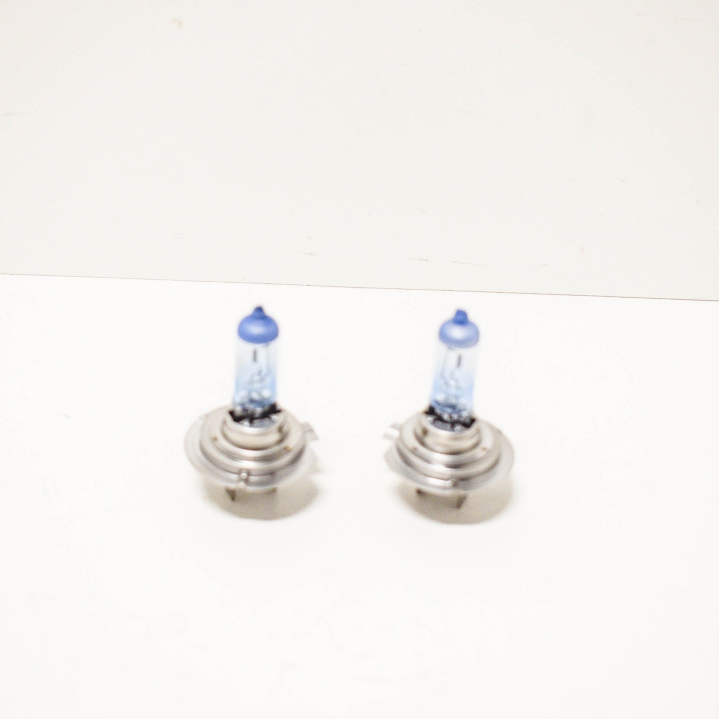 new bmw m3 m5 x1 x3 x5 x6 blue halogen bulbs 63112338076 original