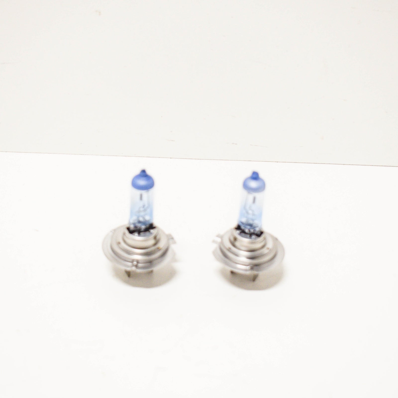new bmw m3 m5 x1 x3 x5 x6 blue halogen bulbs 63112338076 original