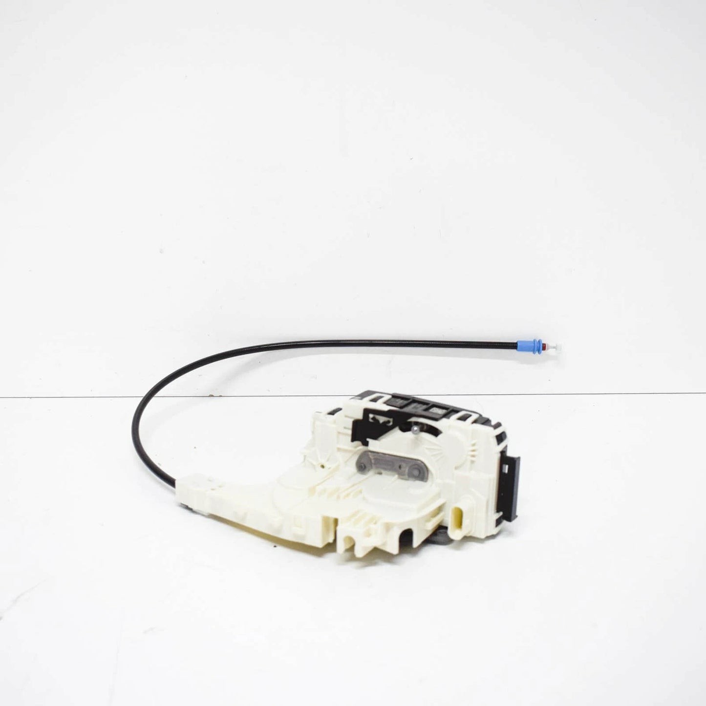 NEW MERCEDES-BENZ SPRINTER 906 FRONT RIGHT DOOR LOCK LHD A9067202035