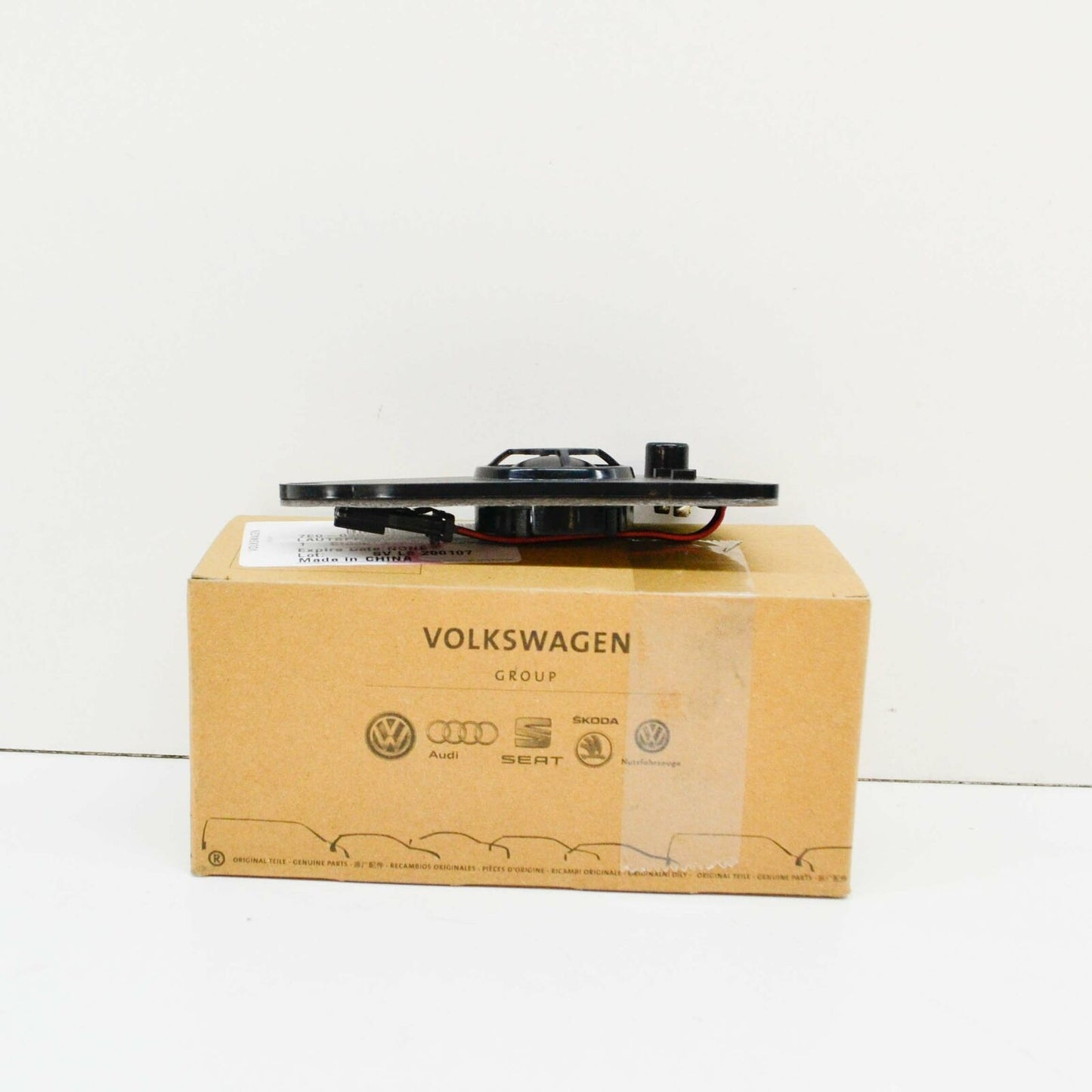 NEW VW TRANSPORTER T5 DASHBOARD TREBLE SPEAKER 7E0035411D ORIGINAL