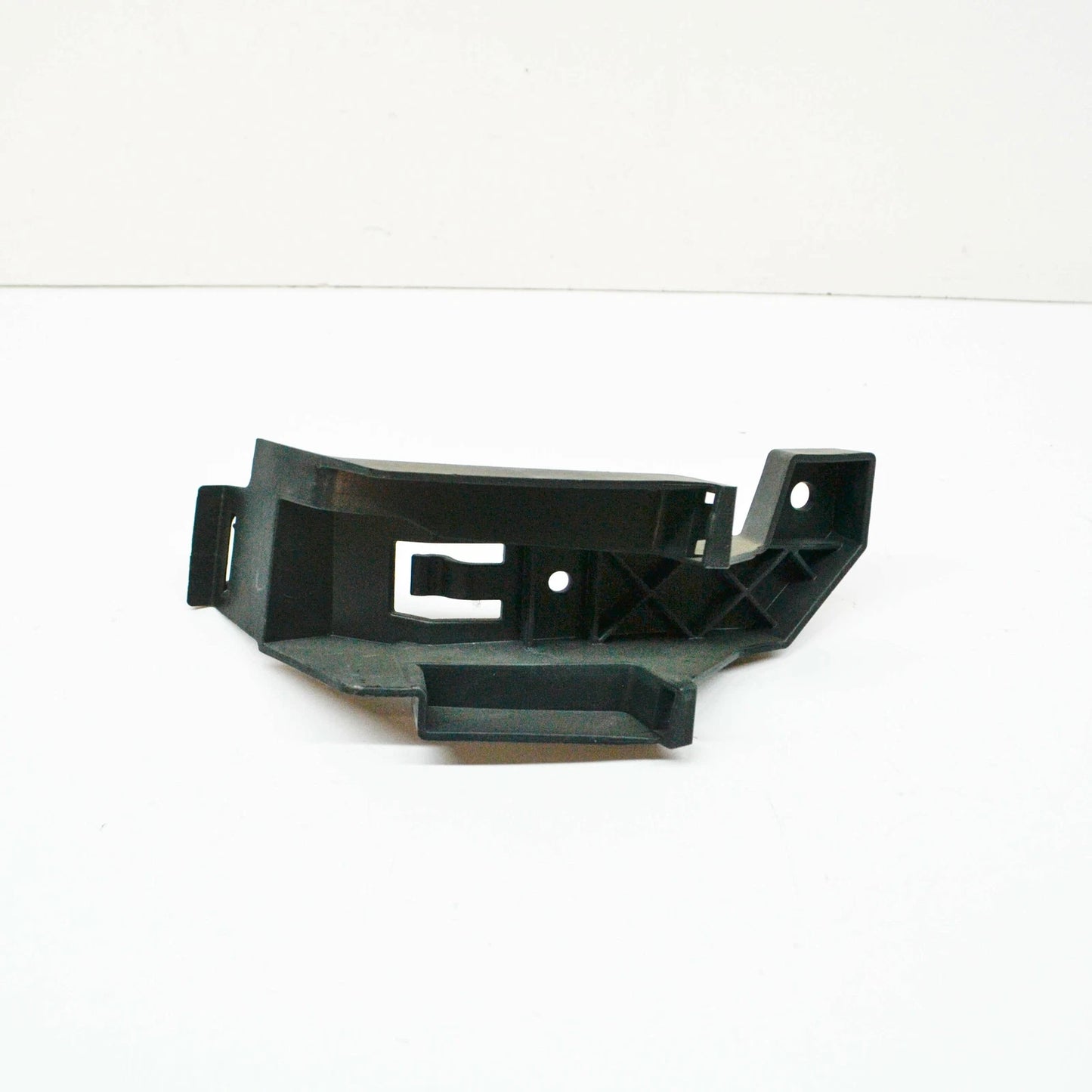 NEW MERCEDES-BENZ C W204 REAR RIGHT BUMPER SUPPORT BRACKET A2048854914 ORIGINAL