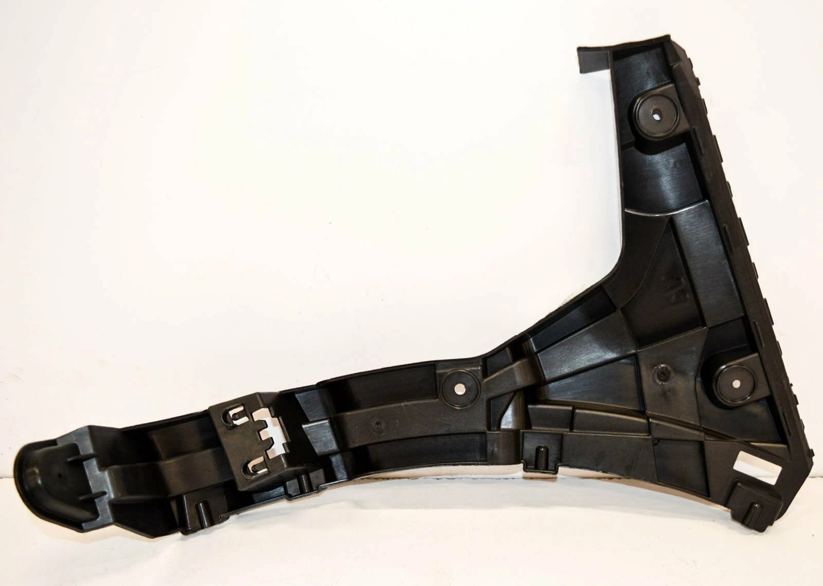 NEW AUDI Q3 8U REAR BUMPER LEFT SIDE BRACKET 8U0807453B ORIGINAL