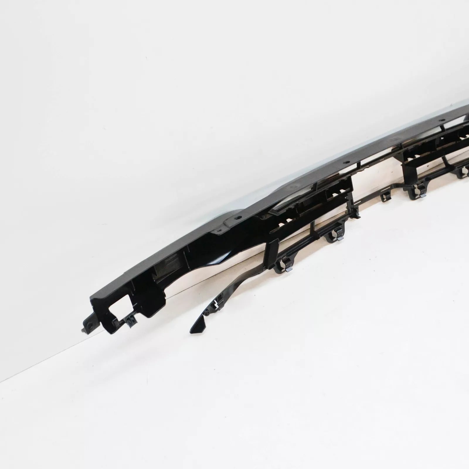 NEW BMW 3 F30 FRONT BUMPER LOWER ACC GRILLE 51117279703 7279703 2014 ORIGINAL