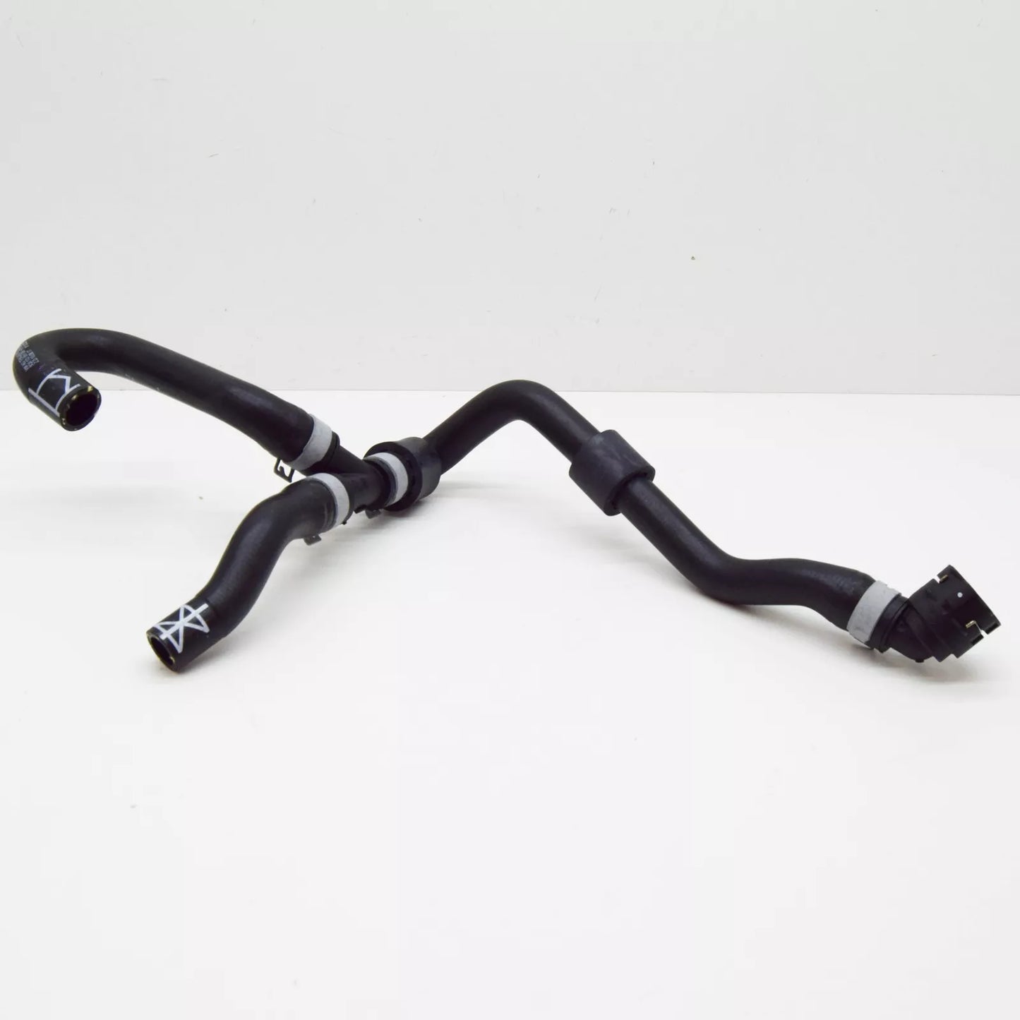 NEW VW GOLF CD MK8 COOLANT HOSE WITH QUICK RELEASE COUPLING 5Q0122051ER ORIGINAL