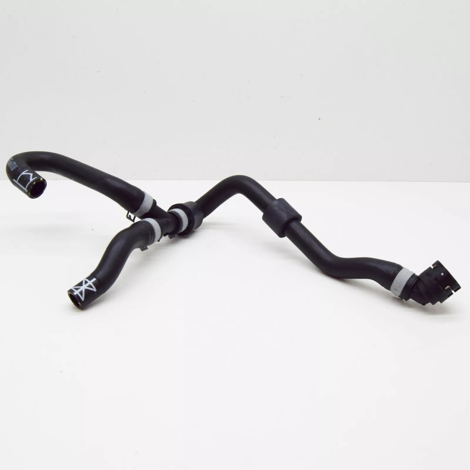 NEW VW GOLF CD MK8 COOLANT HOSE WITH QUICK RELEASE COUPLING 5Q0122051ER ORIGINAL