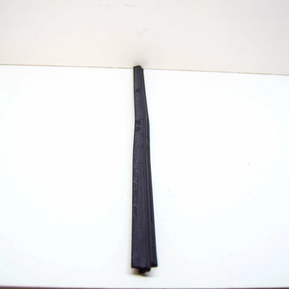 NEW BMW 3 CONVERTIBLE E30 FRONT RIGHT DOOR WEATHERSTRIP 51321924754 ORIGINAL