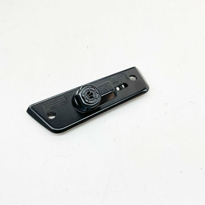 NEW VW TRANSPORTER T6 RIGHT SLIDING DOOR UPPER CATCH PLATE 7E0843638B ORIGINAL