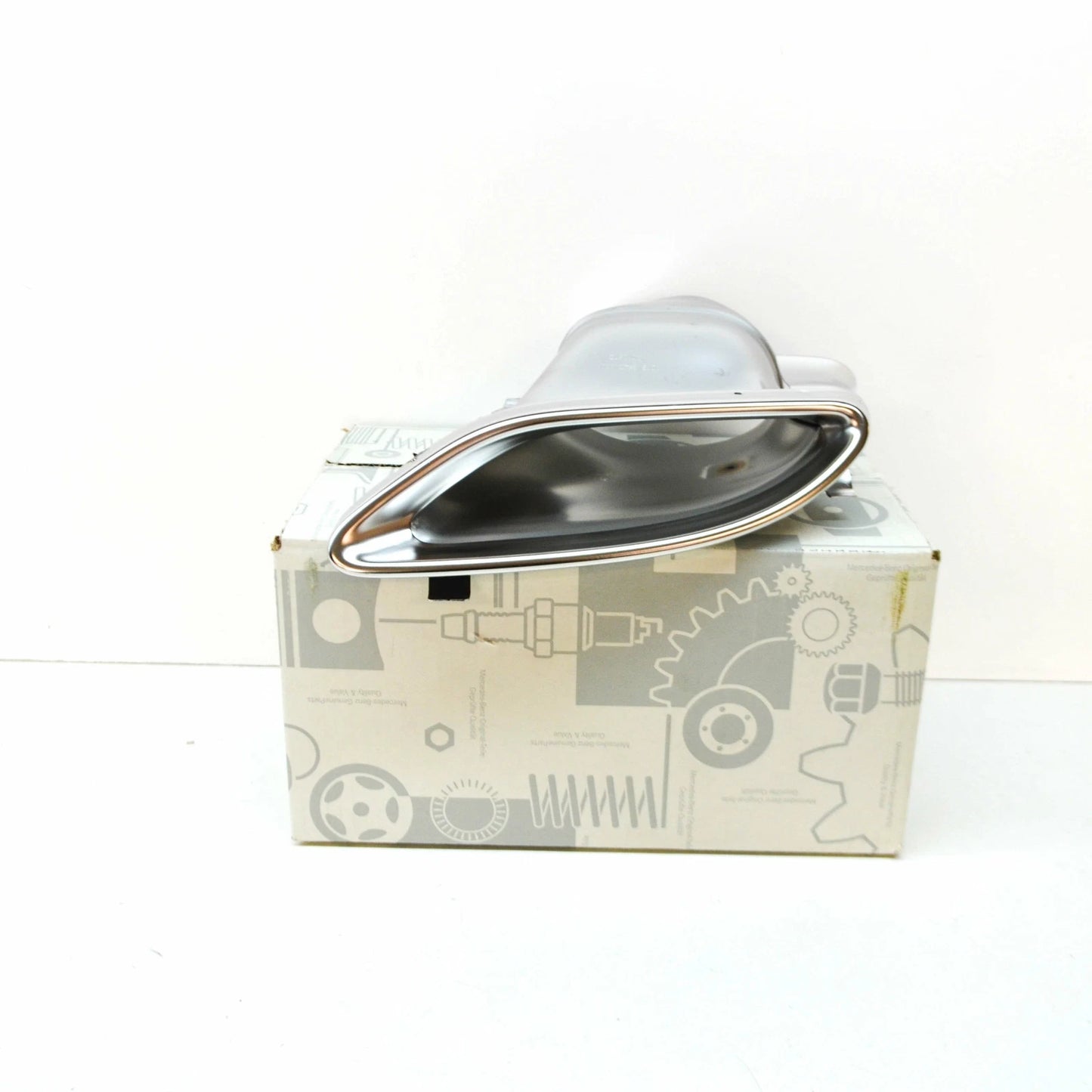 NEW MERCEDES-BENZ GLE W166 LEFT TAIL PIPE COVER A2124902727 ORIGINAL