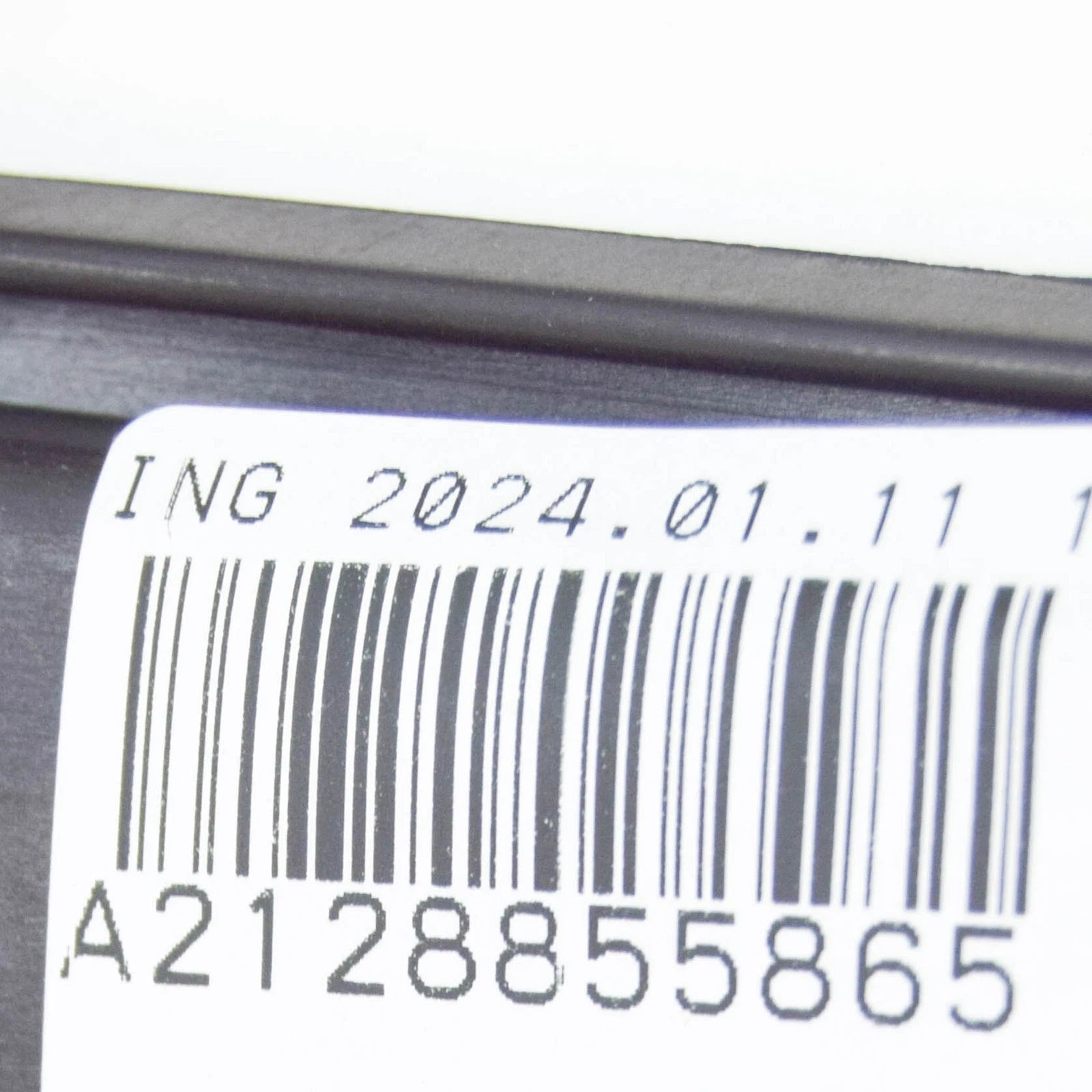 NEW MERCEDES-BENZ E W212 REAR BUMPER CENTER CARRIER BRACKET A2128855865 ORIGINAL