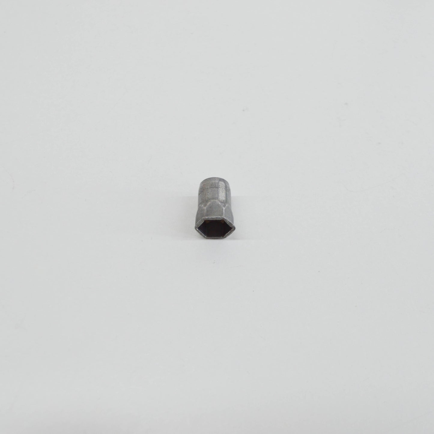 new vw tiguan mk1 rear center seat back frame nut n90927801 original