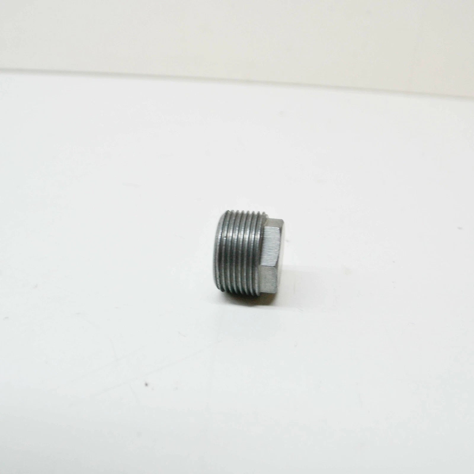 NEW MERCEDES-BENZ C W205 REAR AXLE SCREW PLUG A0019902317 ORIGINAL