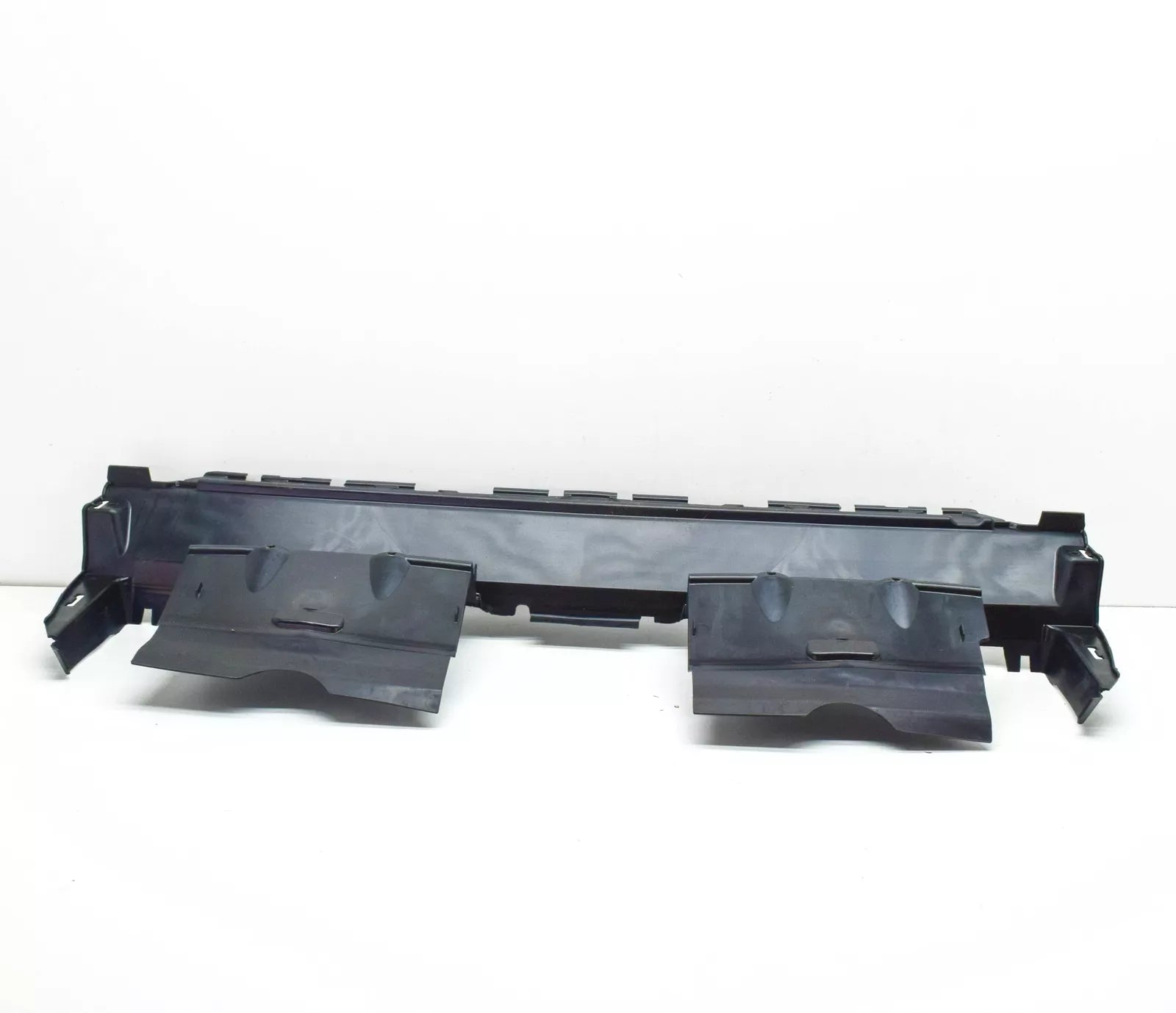 NEW AUDI Q8 4MN RADIATOR UPPER AIR GUIDE 4M8121285 ORIGINAL