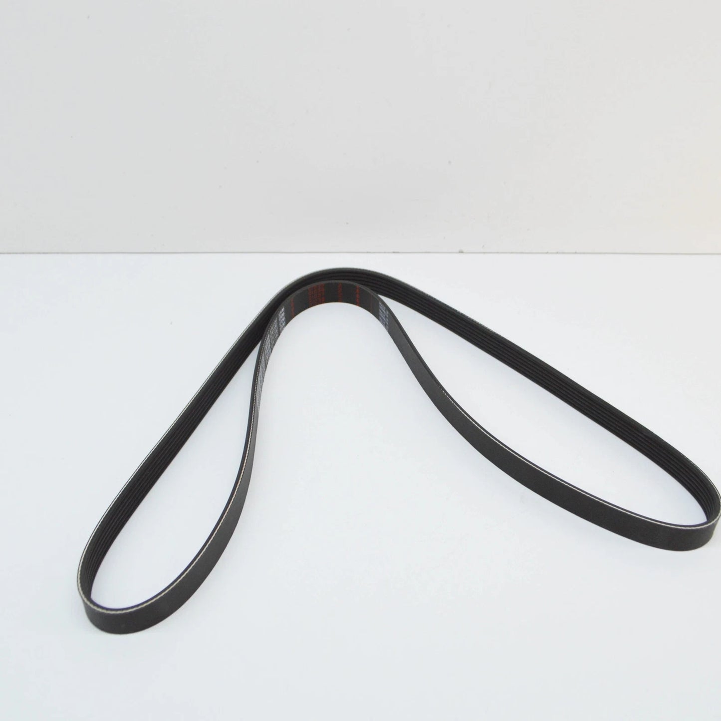 NEW AUDI A5 8T ACCESSORY BELT 06H903137C 2.0 PETROL