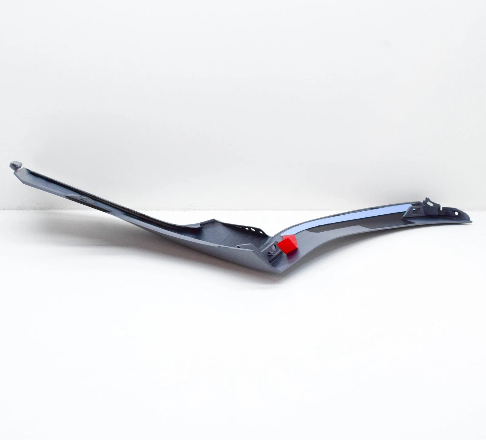 NEW AUDI A6 C8 FRONT RIGHT BUMPER SPOILER 4K0807062 GRU 4K0807062GRU ORIGINAL