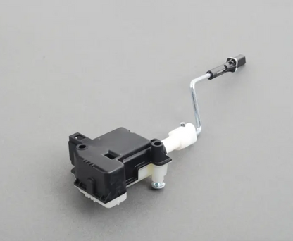NEW VOLKSWAGEN JETTA A5 MK5 REAR FUEL TANK FLAP ACTUATOR 1K5810773A ORIGINAL