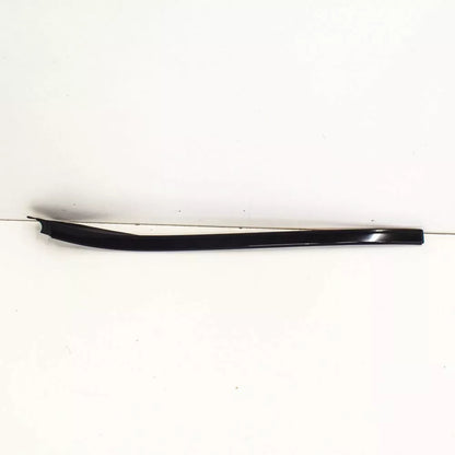 NEW MERCEDES-BENZ GLA WINDSHIELD LEFT SIDE WATER DEFLECTOR X156 A1566901700