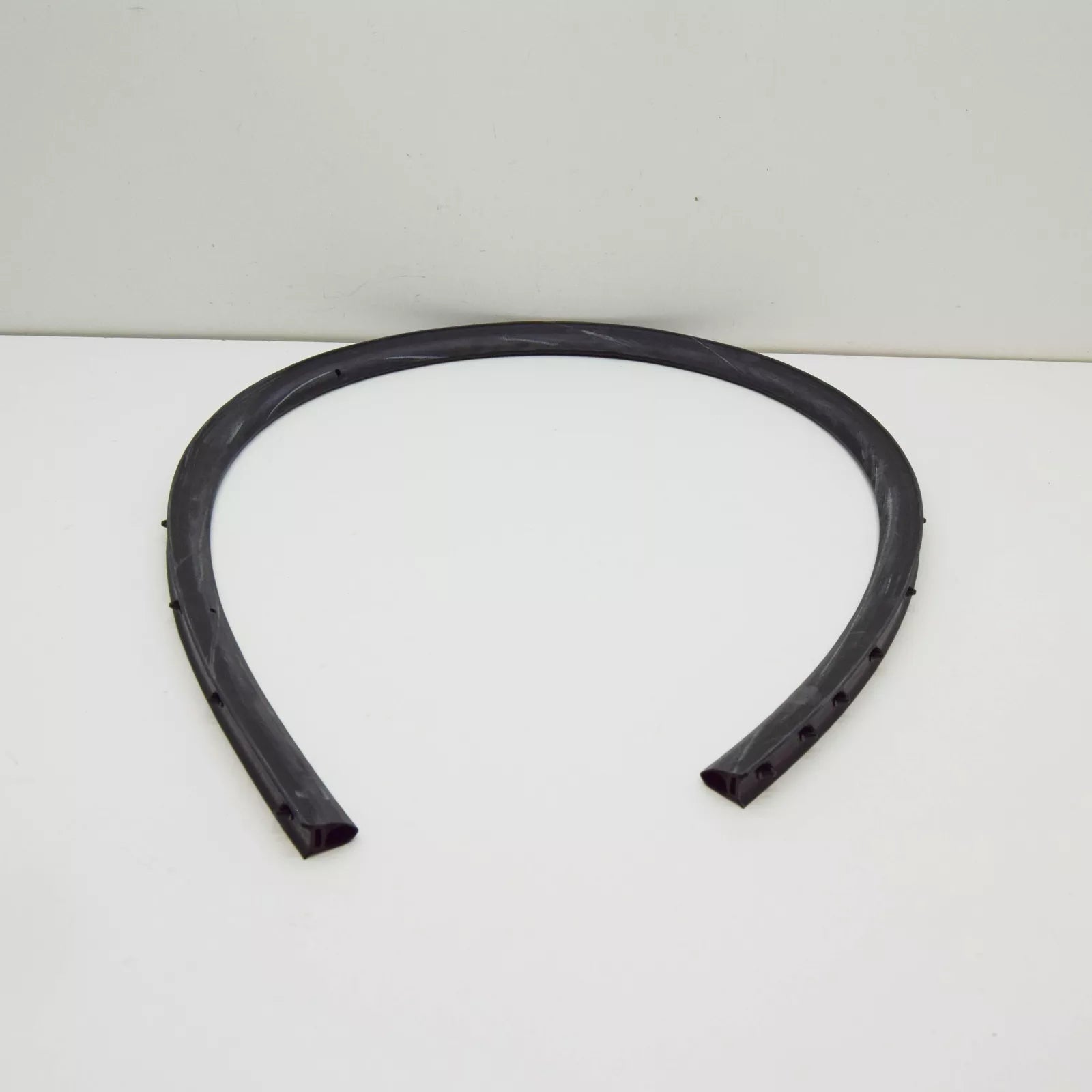 NEW VOLKSWAGEN POLO AW REAR LEFT DOOR SEALING RUBBER 2G6839699D ORIGINAL