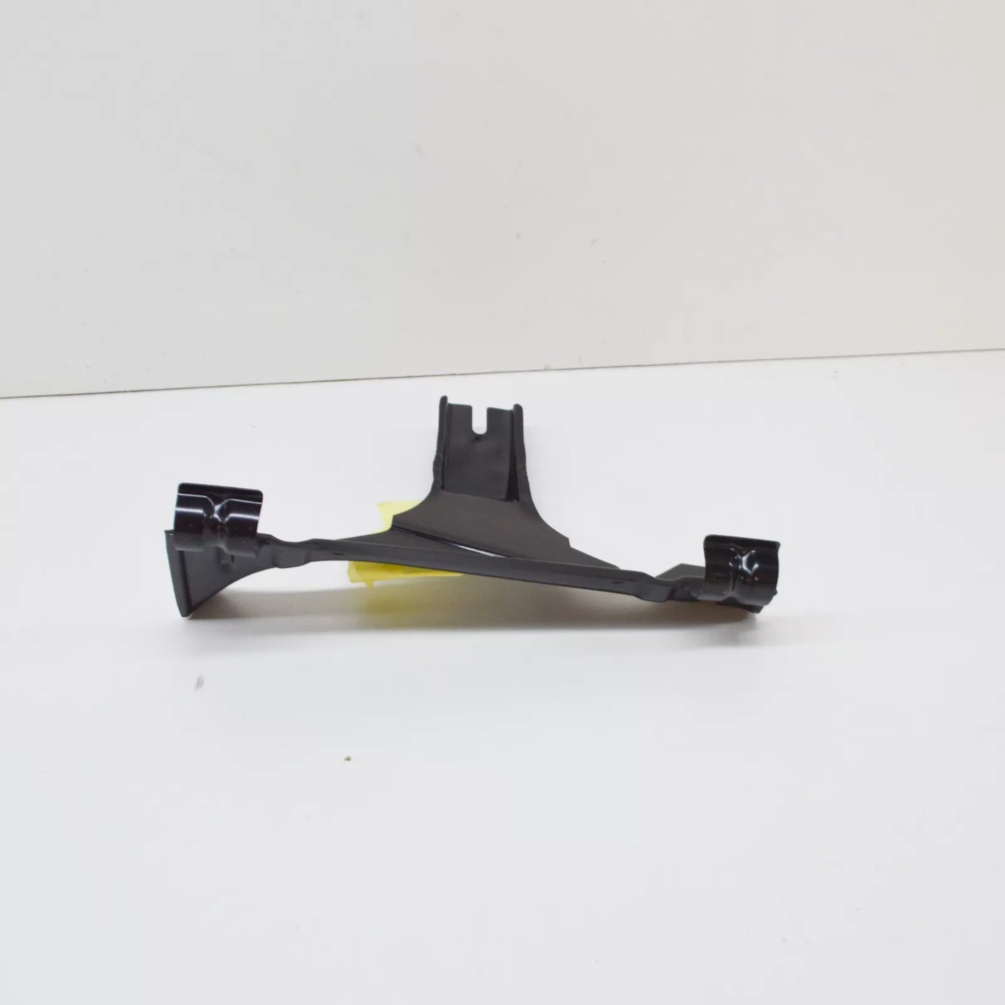 NEW BMW 7 E32 SEDAN AIR FILTER SUPPORT 41141958050 1958050 ORIGINAL