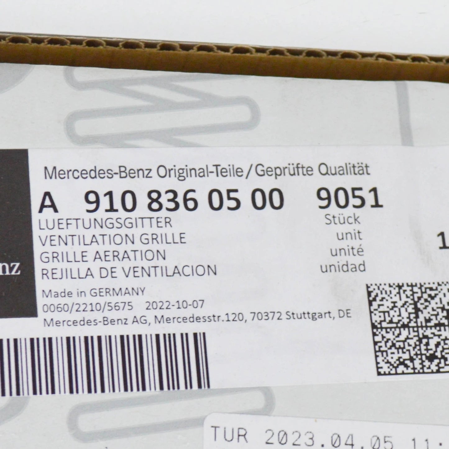 NEW MB SPRINTER W907 ENGINE HOOD RIGHT GRILLE LHD A91083605009051 ORIGINAL