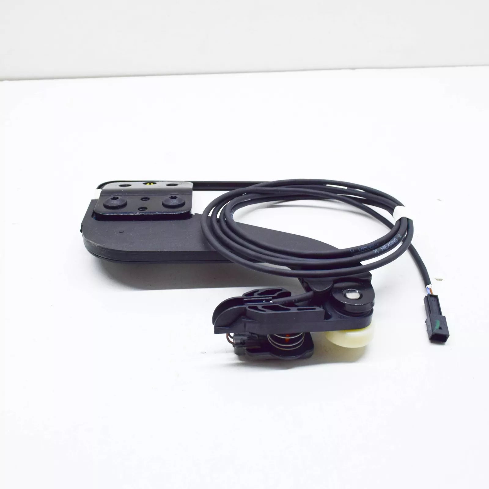 NEW VW TRANSPORTER T5 RIGHT UPPER SLIDING DOOR ROLLER GUIDE 7E0843436C ORIGINAL