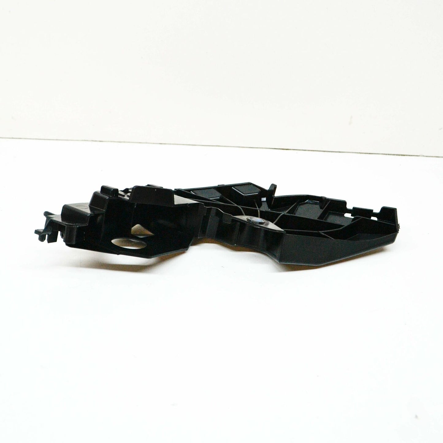 NEW VOLKSWAGEN TIGUAN MK2 AD FRONT LEFT BUMPER BRACKET 5NA807049B ORIGINAL