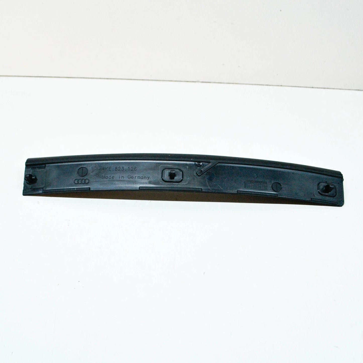 NEW AUDI E-TRON FRONT BONNET HOOD IMPACT PROTECTION 4KE823126 ORIGINAL