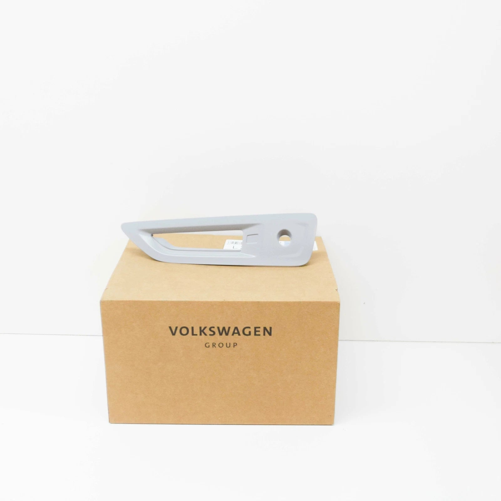 NEW AUDI R8 4S FRONT LEFT DOOR HANDLE TRIM RHD 4S0837239GRU ORIGINAL