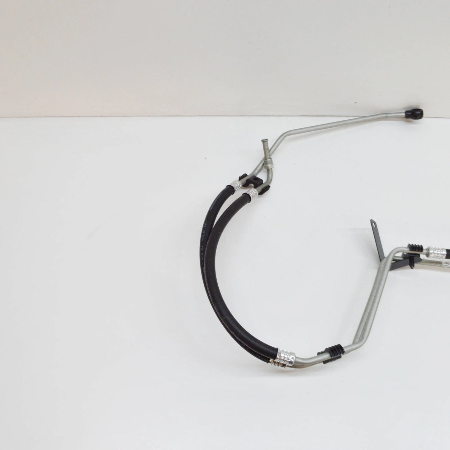 NEW MERCEDES-BENZ ML W163 TRANSMISSION OIL COOLER LINE A1635010624 ORIGINAL