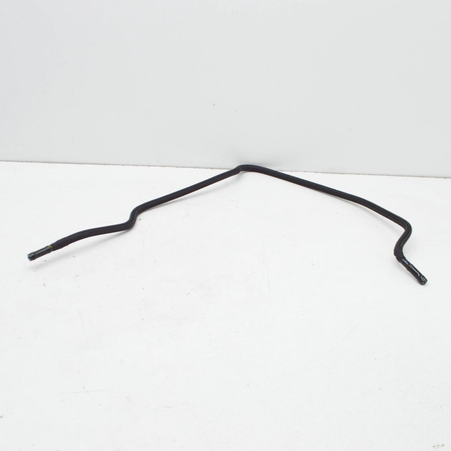 NEW BMW M5 F10 ENGINE WATER COOLANT HOSE PIPE 17122284339 ORIGINAL