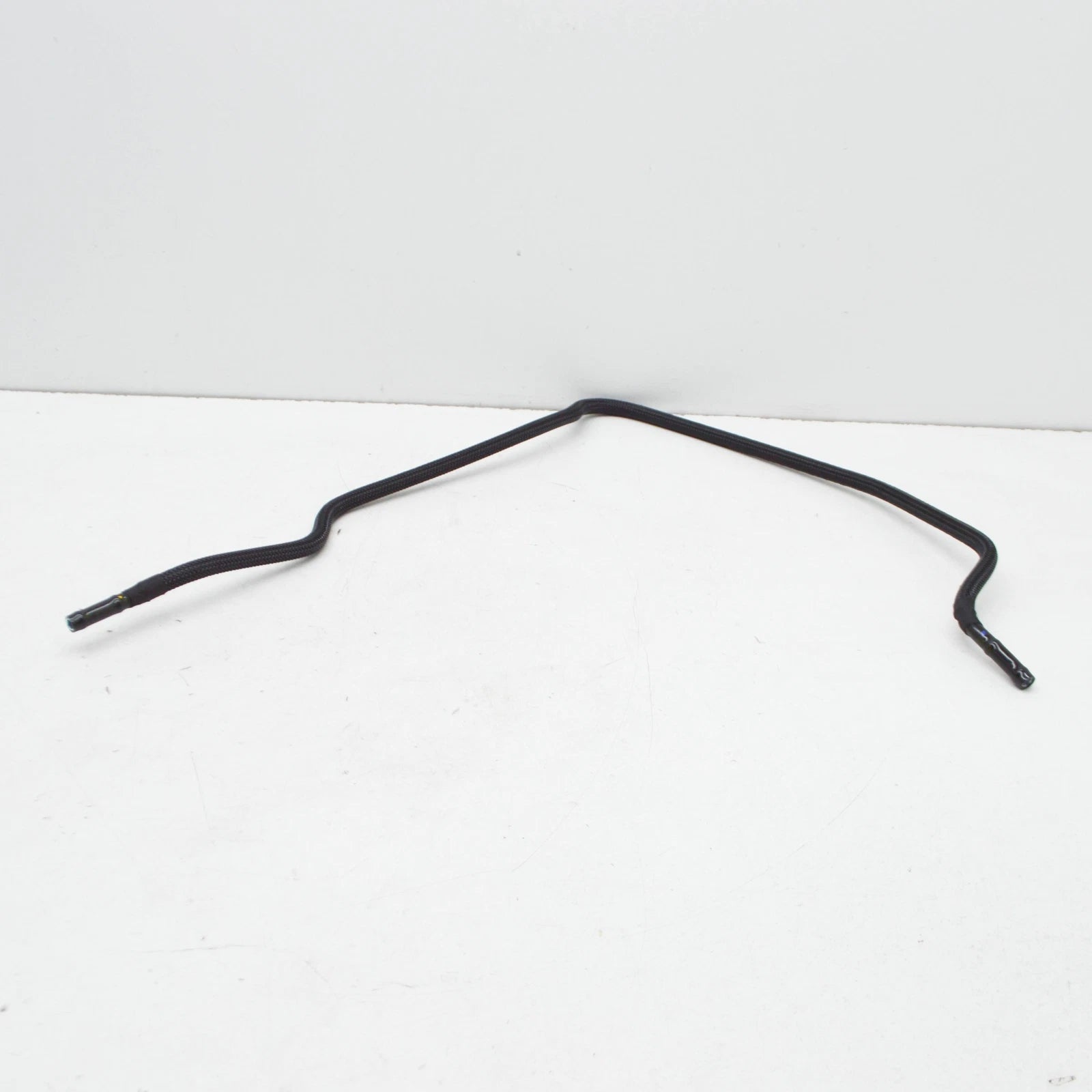 NEW BMW M5 F10 ENGINE WATER COOLANT HOSE PIPE 17122284339 ORIGINAL