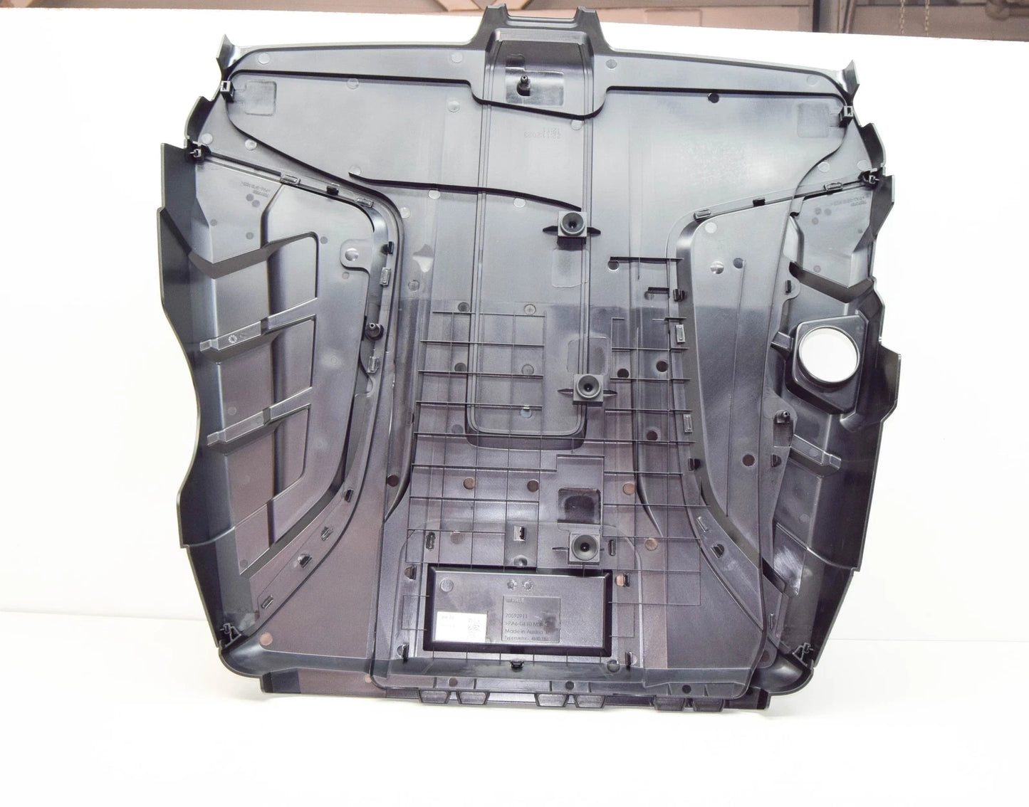 NEW AUDI Q7 4M ENGINE COVER 4M0133849AA ORIGINAL